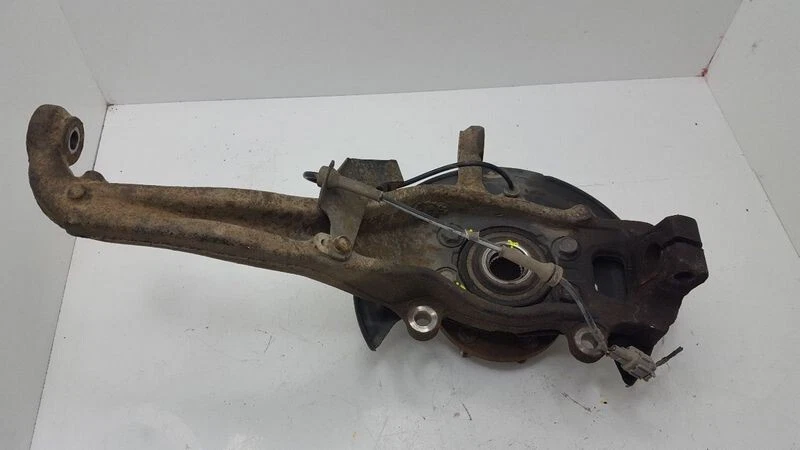 2005-2012 Nissan Pathfinder LH Driver Side Front Spindle Knuckle OEM Foto 2 de 4