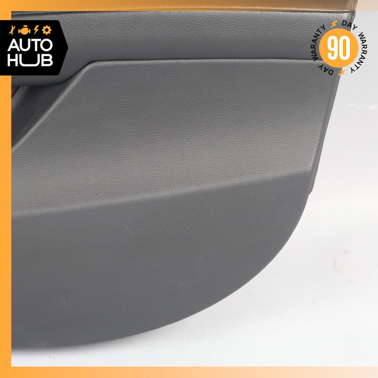 14-17 Maserati Quattroporte M156 S Q4 Front Right Side Interior Door Panel OEM