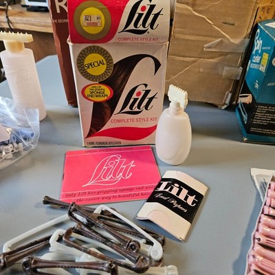 Vintage 1970s Lilt Complete Style Kit Perm Rods End Papers Bottle w/ Box Lot