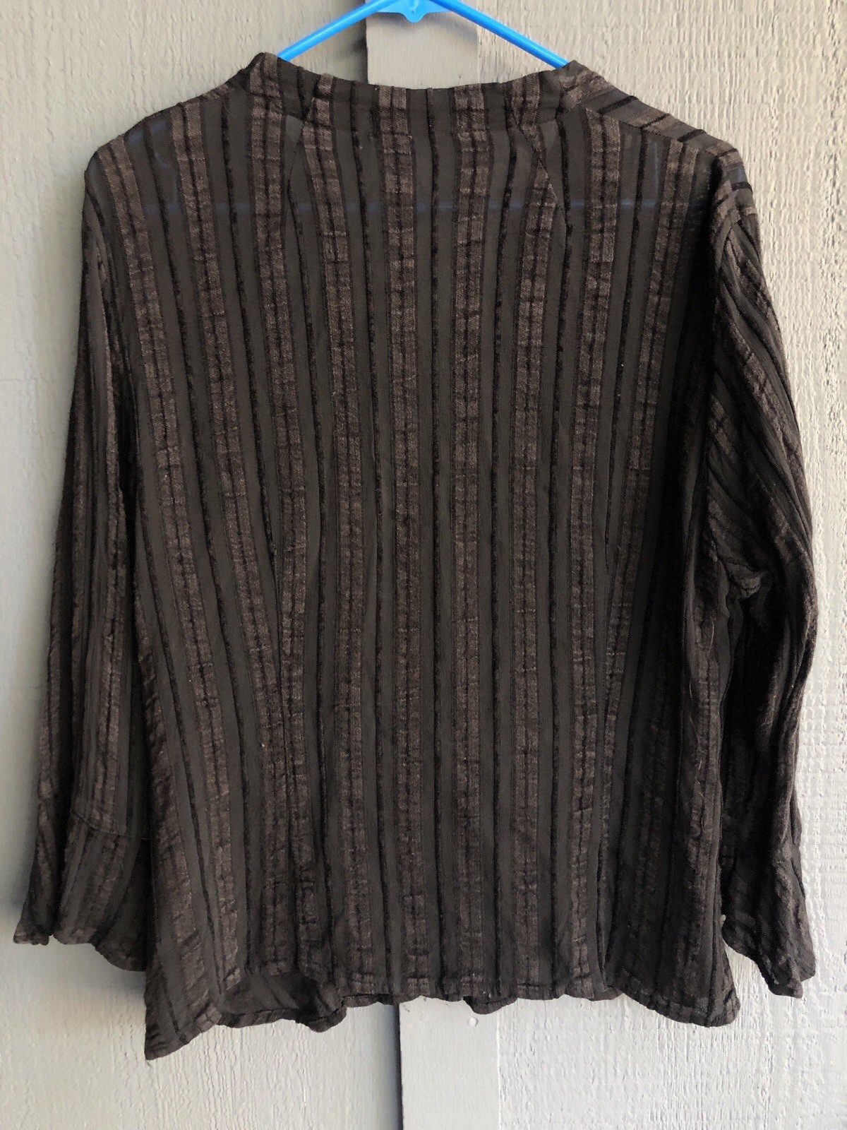 Cut Loose Black Patterned Lightweight Button Fron… - image 2