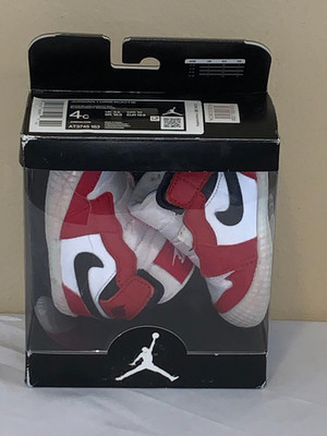 NIKE AIR JORDAN RETRO 1 CHICAGO VARSITY RED AT3745-163 BOOTIE BABY SIZE 4C & BOX