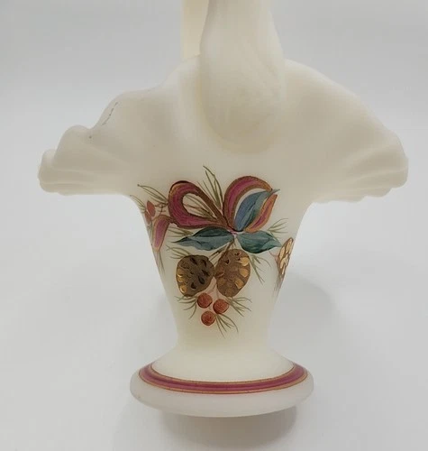 Fenton Christmas Golden Pinecone Basket Signed A. Farley Holly Custard Glass