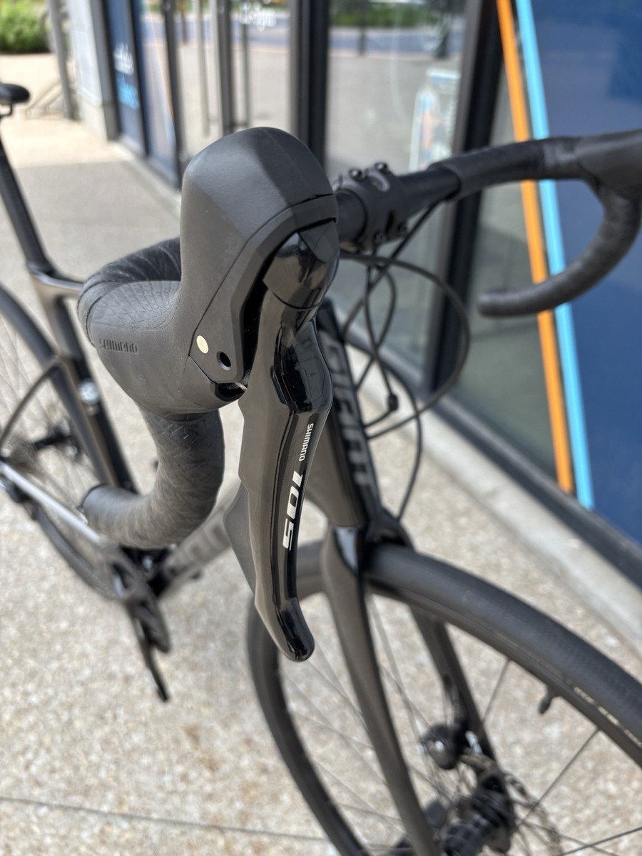 New zero miles 2021 Giant Defy Advanced 2 Carbon ML 105 Disc