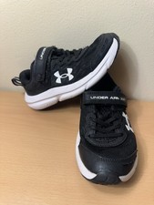 Under Armour Assert Boys Black/White Shoes Size 12.5K