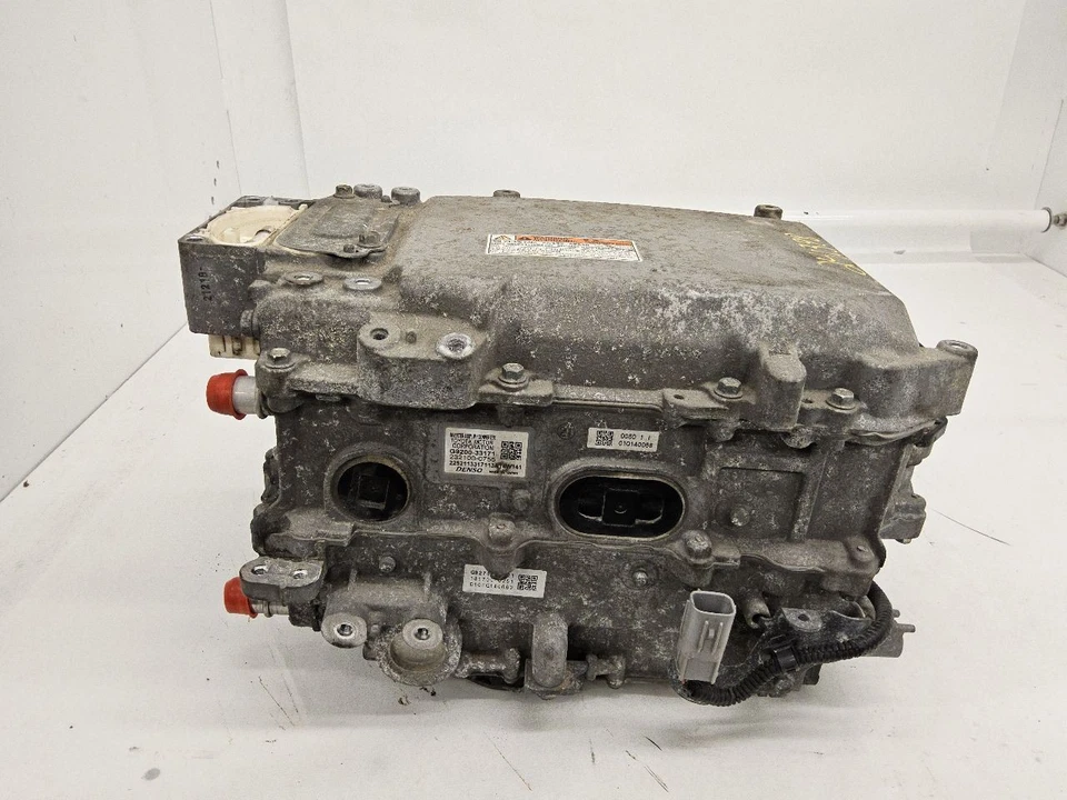 Inversor de conv/invertir/cargador compatible con 13-18 LEXUS ES300H 3348094 Foto 2 de 4