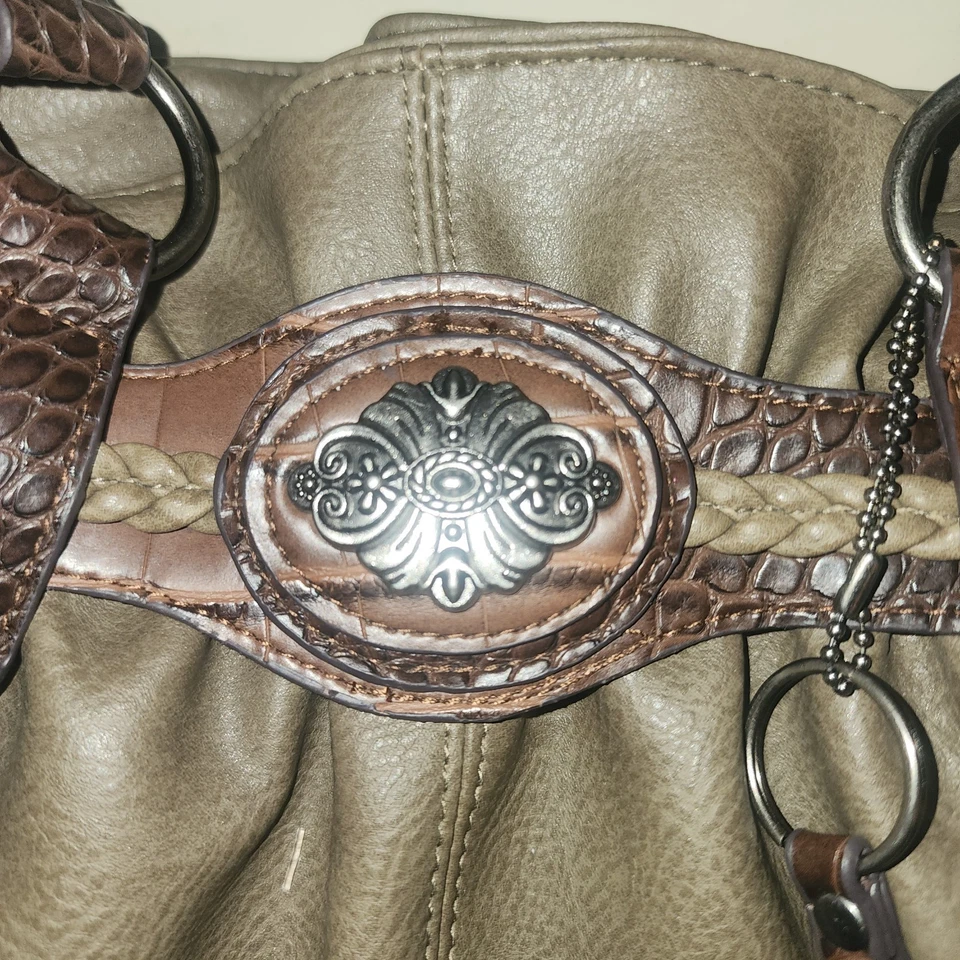 Bolso de hombro Burno para mujer 13x8x3 1/2 correas trenzadas con llavero Foto 4 de 4