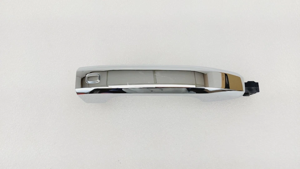 2019 20 21 22 23 2024 GMC Sierra Exterior Front Door Handle Chrome 84807766 - Image 2 of 4