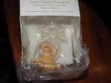 HALLMARK KEEPSAKE ORNAMENT CLASSIC POOH BABY'S FIRST ORNAMENT 2009