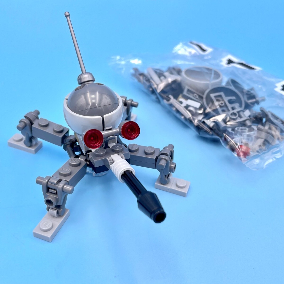 LEGO Star Wars Dwarf Spider Droid ONLY from Set 75337 AT-TE Walker