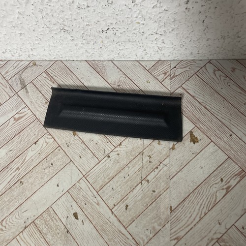 OPEL Astra F Kombi (94-00) Gummi Matte Einlage Mittelkonsole 90414071