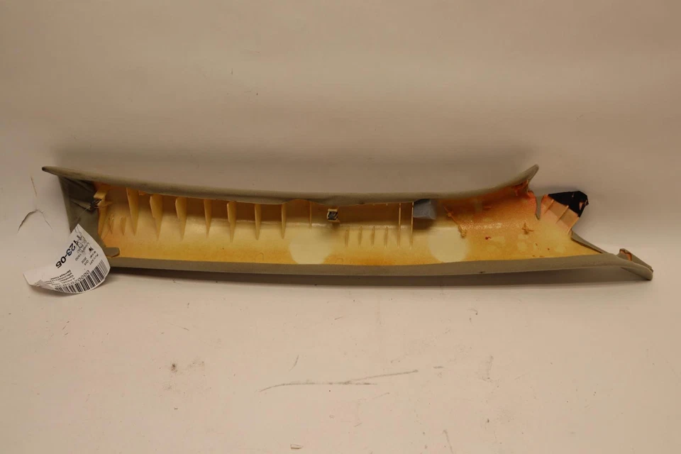 INFINITI Q45 2002-2005 PARABRISAS DELANTERO IZQUIERDO LADO DEL CONDUCTOR CUBIERTA DE MOLDURA DE PILAR OEM Foto 4 de 4