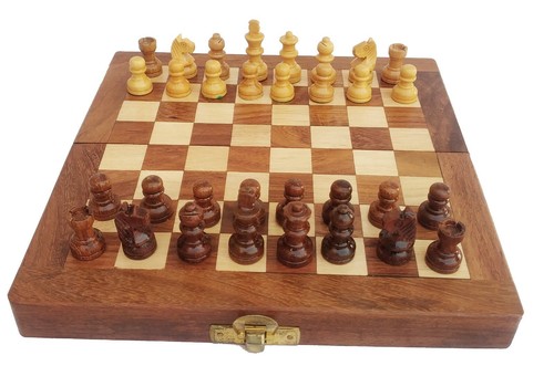 Wooden Chess Set 7" Folding Travel Magnetic Wooden Pieces and Board - Picture 3 of 4