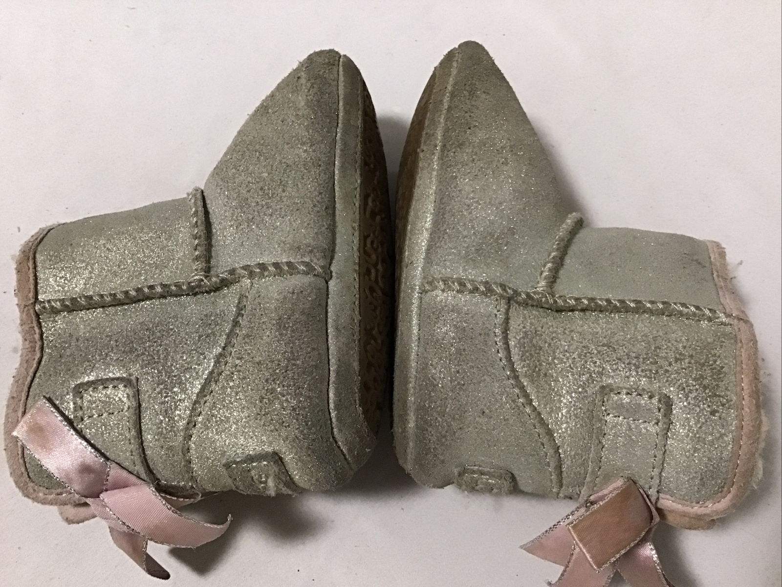 UGG Sparkling Bow Baby Ankle Bootie 1019630 Size 4/5 Infant Crib Shoes