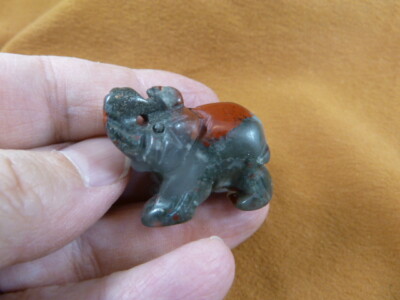 Y-ELE-565 red green ELEPHANT gemstone carving gem figurine SAFARI