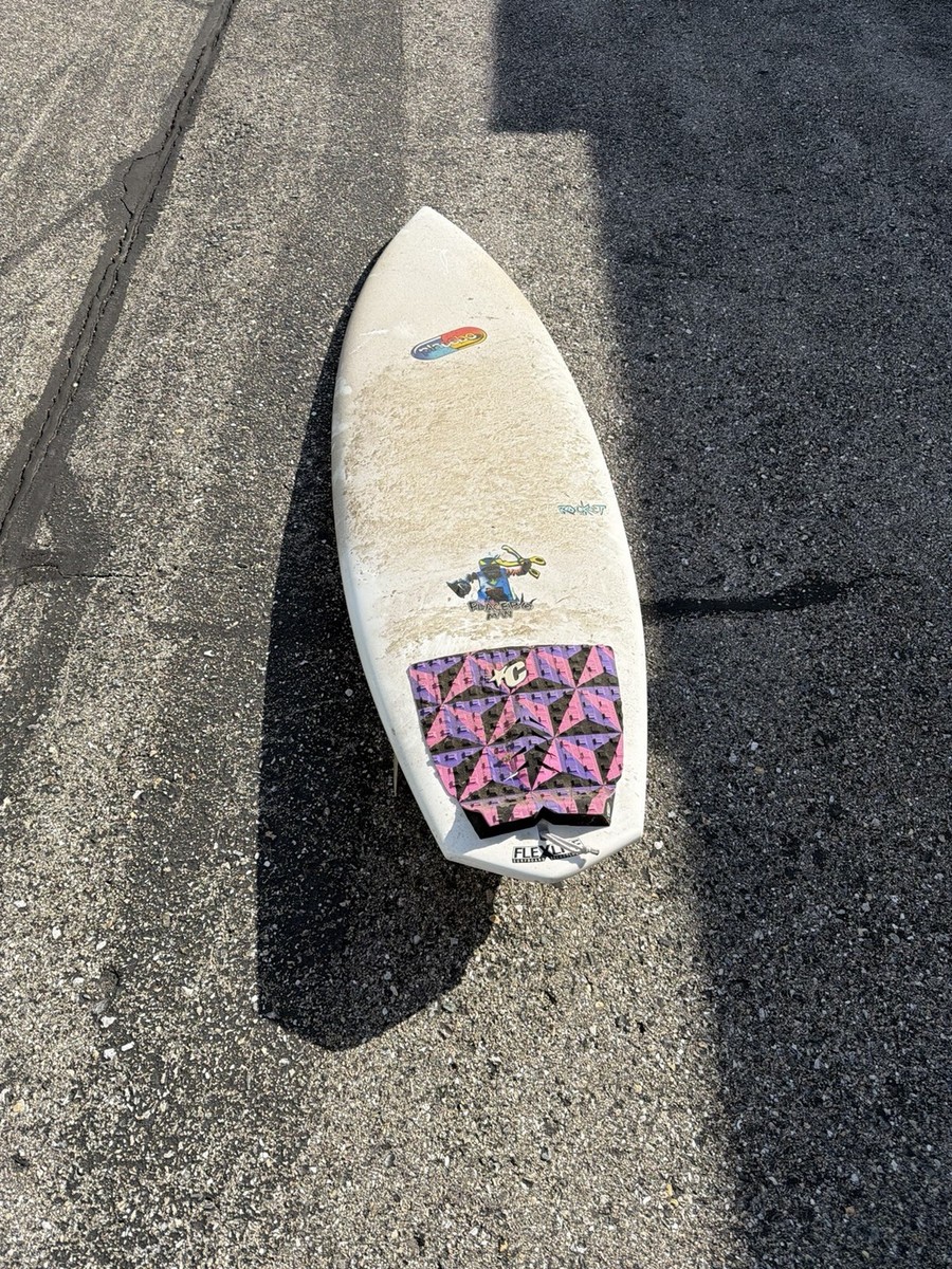 Placebo Rocket White Shortboard Surfboard with Multiple Fins and