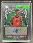 2025 Topps Chrome Yves Missi Refractors Green (RAW)