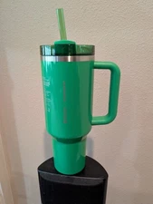 Stanley x Starbucks exclusive Pearl Green 40oz IN-HAND