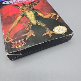 Gremlins 2 The New Batch (Nintendo NES) Oval Seal Complete With Manual CIB 