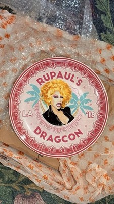 RuPaul's Drag Race RPDR DragCon LA 2018 Ceramic Collector Plate Palm Tree Round