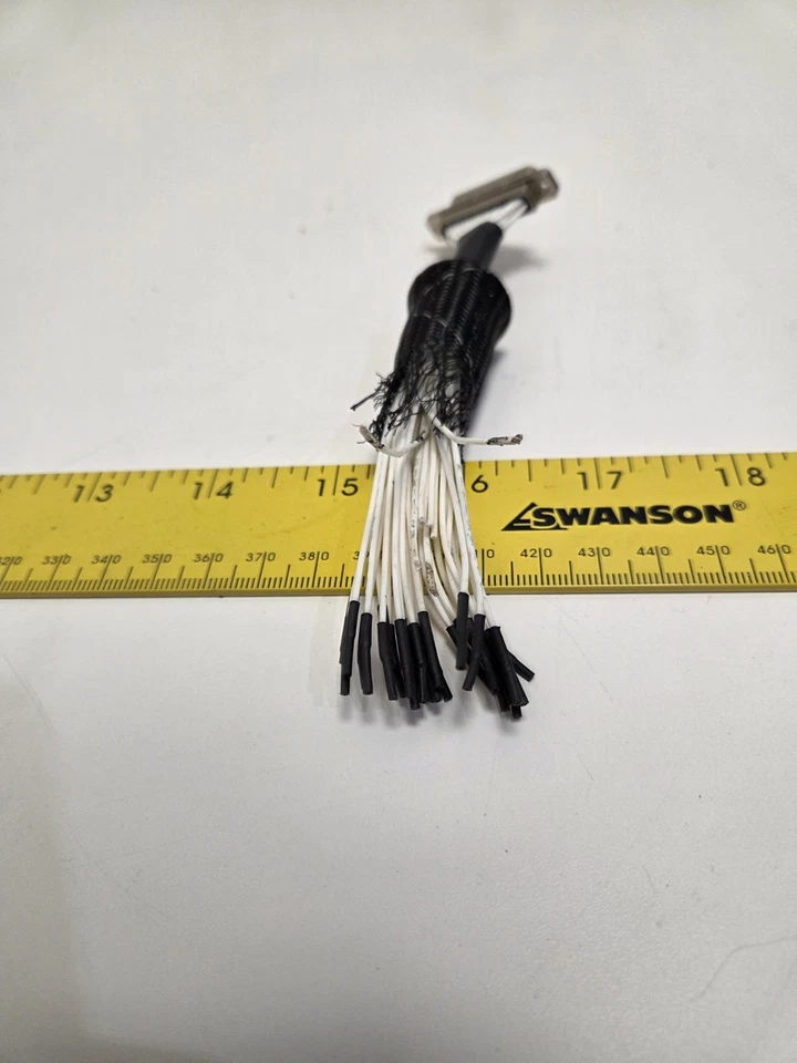 Conector Micro D-Sub Glenair MWDM2L-37S-4K1-36B cables de 4 pulgadas Foto 3 de 4