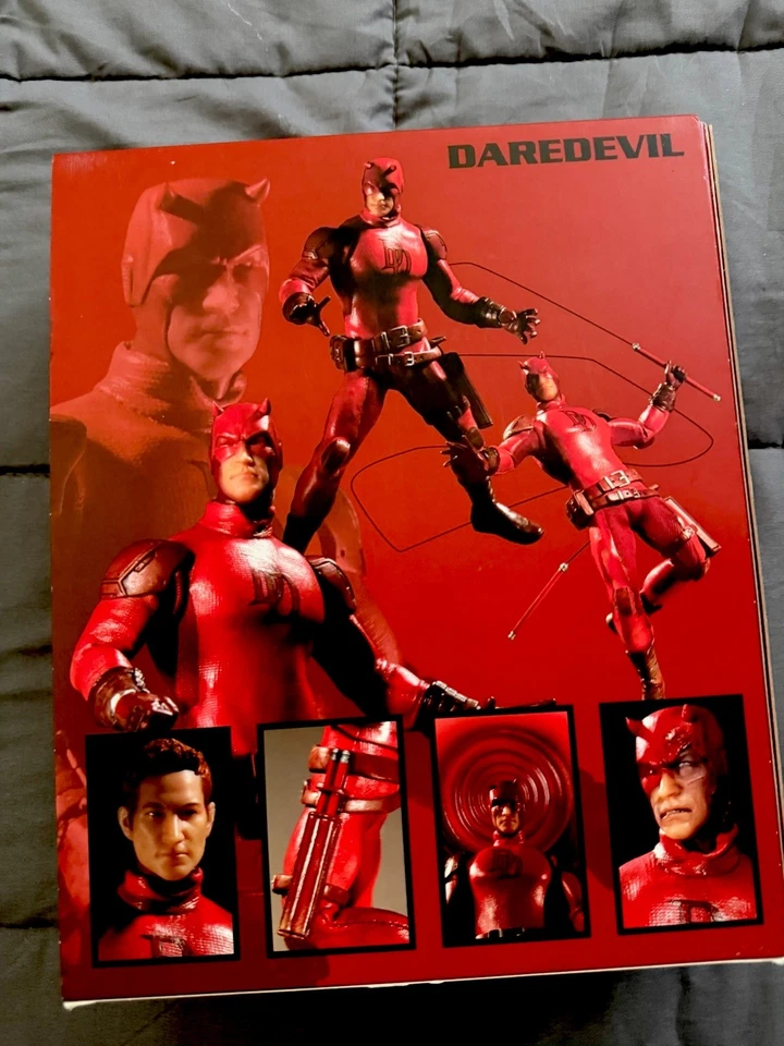 Mezco Daredevil Foto 2 de 4