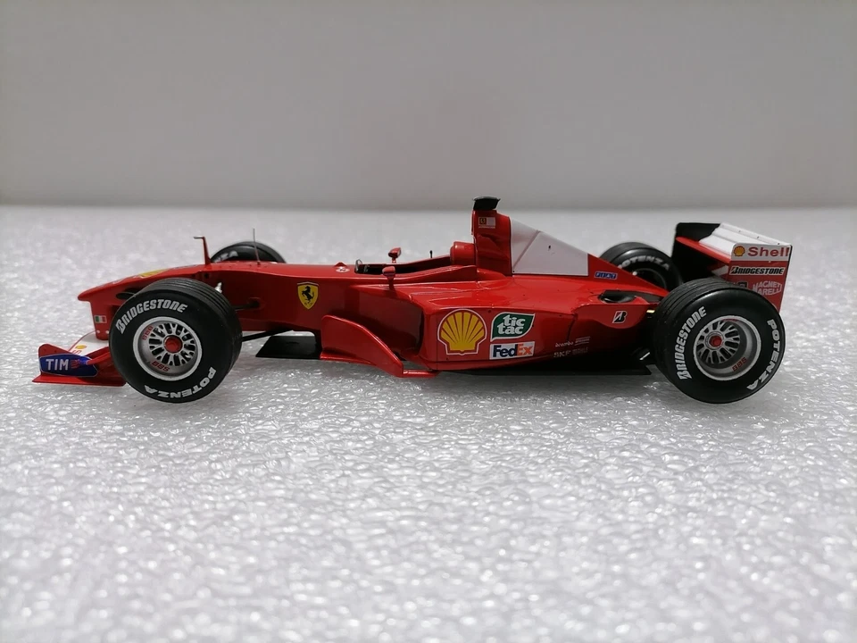 FERRARI F1 2000 Michael Schumacher 2000 - 1:24 Scale Model , DieCast Mint Box - Image 2 of 4