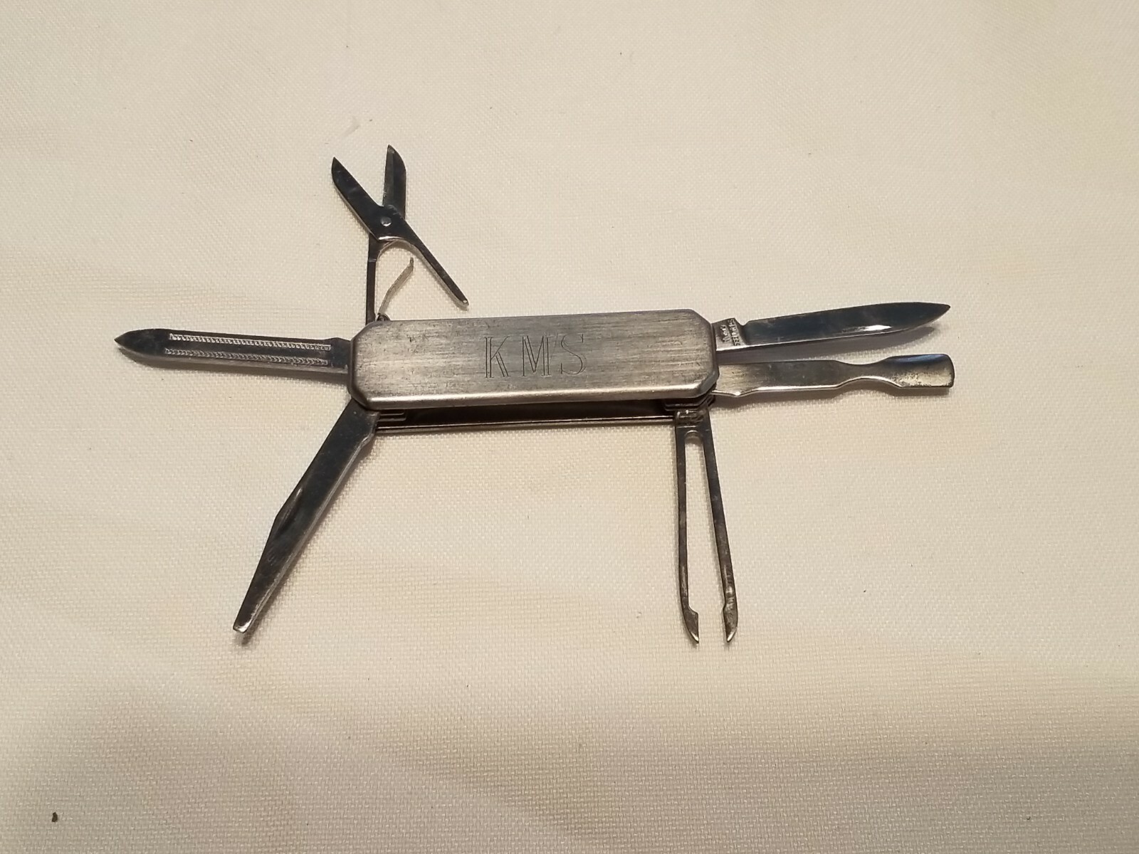 Lightweight Slim Profile 6pc Stainless Steel Multi-tool Monogrammed KMS Personal