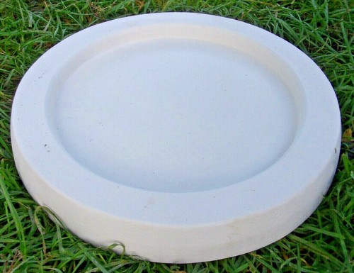 Birdbath top mold bird feeder concrete mould cast 100's 13" x 1.75" opening 10" - 第 3/8 張圖片