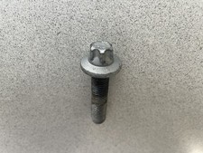 1996-2002 MERCEDES-BENZ E320 E430 W210   1 TRANSMISSION TO CRANKCASE SCREW