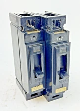 GE **LOT OF 2** - TEF113015 - CIRCUIT BREAKER - 1 POLE/15A/277 VAC