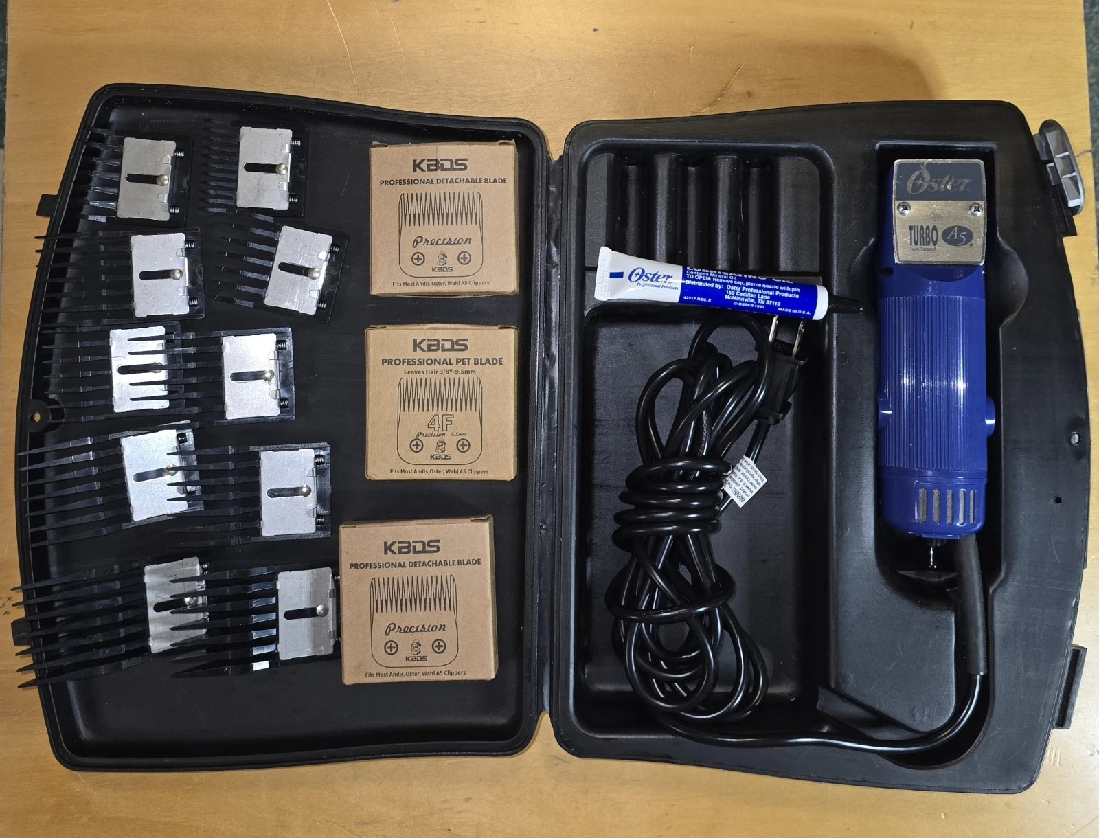 Oster A5 Turbo 2-Speed Pet Clipper Set Corded Grooming Kit with Blades & Guards