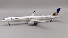United Airlines Boeing 757-33N N78866 With Stand 1:200 Inflight200 IF753UA1123