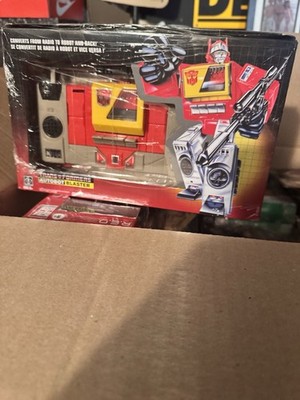 Hasbro Transformers G1 Autobot Blaster Action Figure
