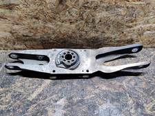 Mercedes-Benz CLA C117 X117 W117 2017 Querlenker Achsschenkel hinten Diesel