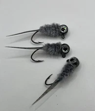 Hand Tied Crappie Jigs Gray Pearl and Smoke Wedge Tail 1/16th ounce New