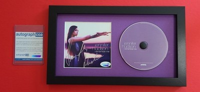JENNIFER HUDSON HAND SIGNED AUTOGRAPH '' I REMEMBER ME '' CD PURPLE MAT FRAME COA 