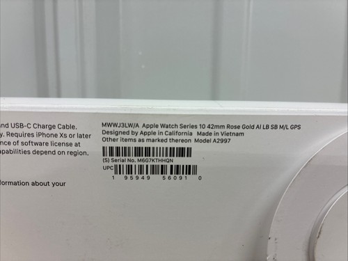 Apple Watch Series 10 42mm GPS Rose Gold w/ M/L Light Blush Sport Band MWWJ3LW/A - Photo 3 sur 4