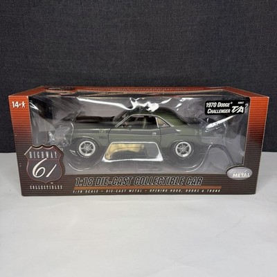 Highway 61 1970 Dodge Challenger T/A 340 Six Pak Green/Black 1/18 Scale 50657
