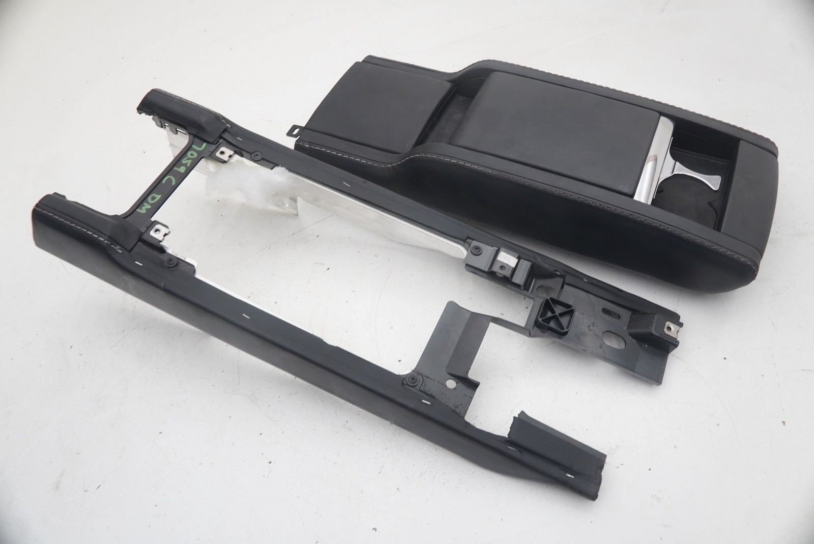 Center Console Armrest Cupholder Trim Panel Aston Martin V8 Vantage 2008 *Note*