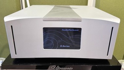 Audio ReQuest S Series S.Series Digital Music Server in Silver EXCELLENT
