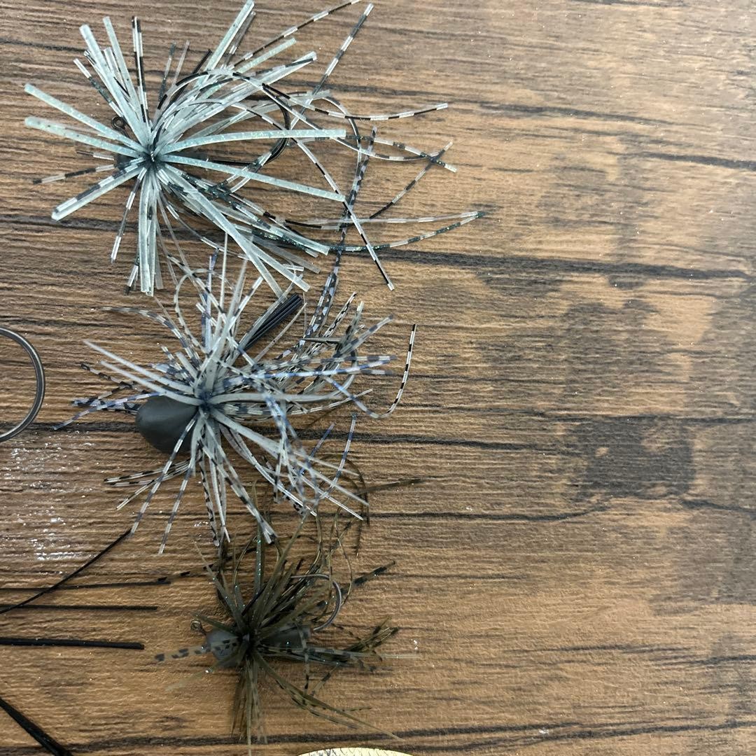 Large Spinnerbait Set With Trailer Hook 3 Pieces - Image 2