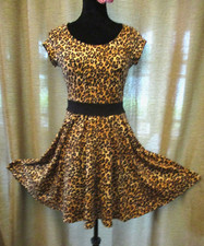 NWOT? GUESS dress stretch leopard s/s cap slv mesh back FIT&FLARE ROCKABILLY S M