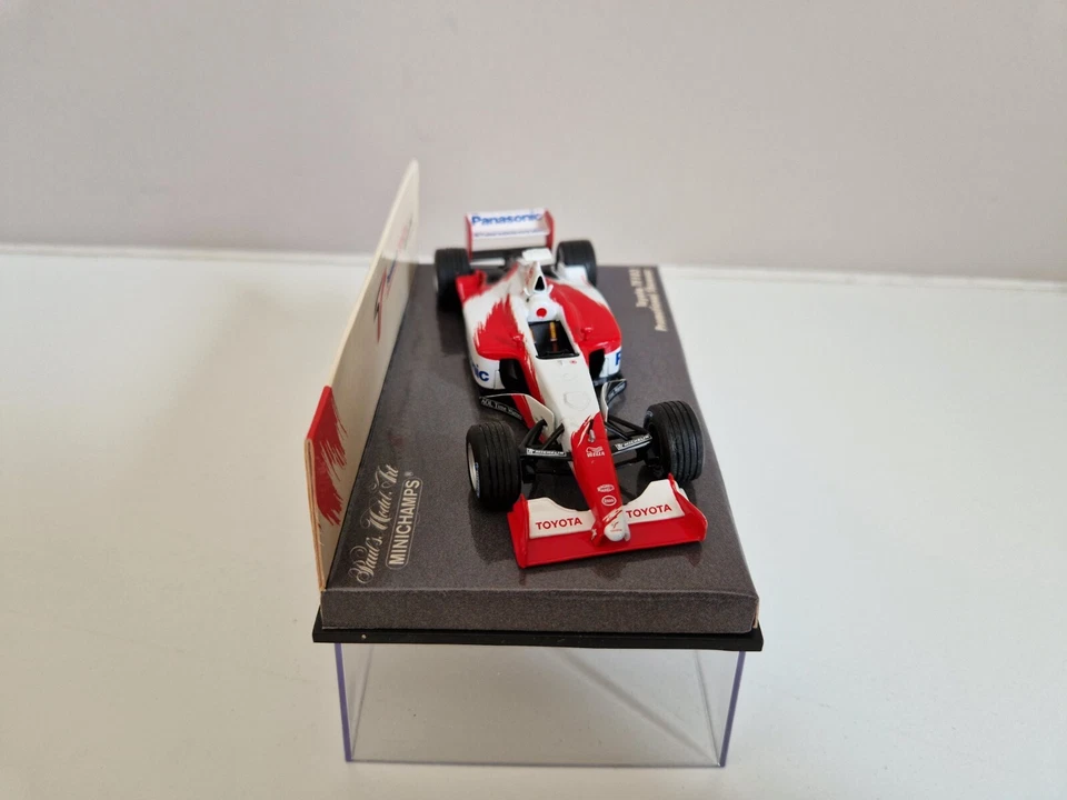 Minichamps 1/43 Toyota TF102 Promotional Showcar - Ed. concessionario 2002 - ... - Immagine 2 di 4