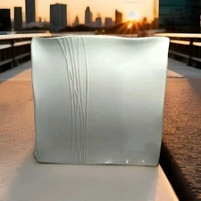 Karen Neuburger WILLOW COLLECTION White Dinner Plates 10.75"W  RARE!!!!