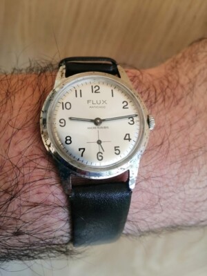 Montre Automatique Vintage CAMIF Antichoc - Mouvement 17 Rubis, Cadran Blanc 'dans Son Jus' - Occasion