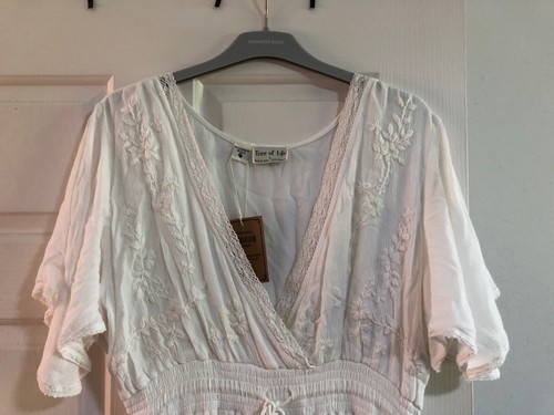 $80 SALE Tree Of Life White Embroidered Lace Long Dress - L NEW 🌻 - Picture 2 of 12