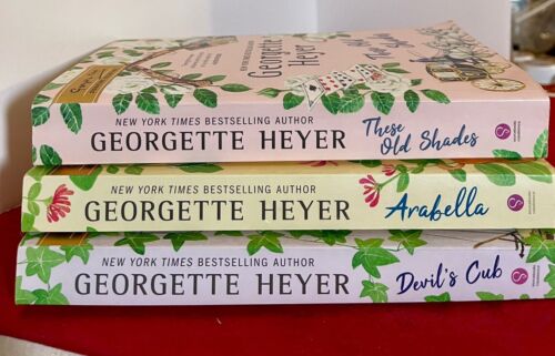 Georgette Heyer 3 Books Arabella These Old Shades Devil’s Cub Signature Series - Picture 1 of 12