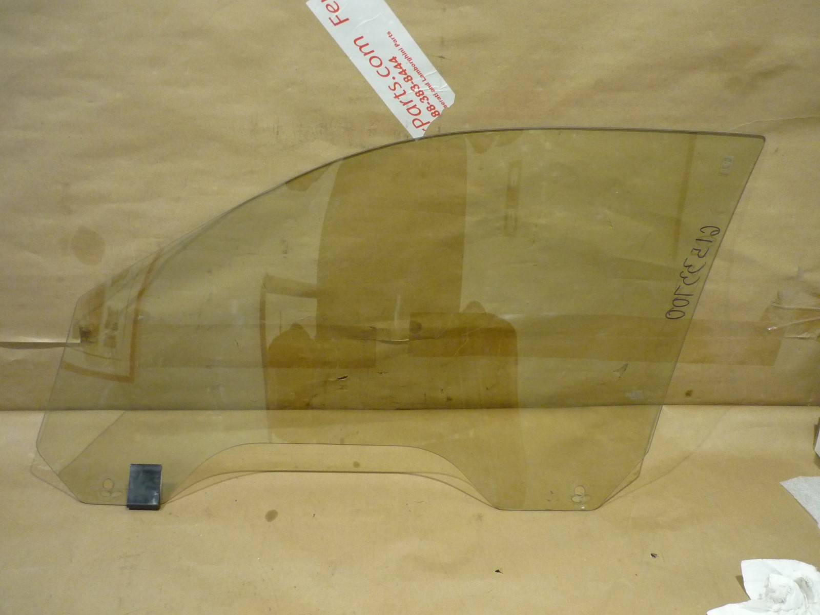 Ferrari 512, Testarossa - RH Door Glass   - P/N 61533700