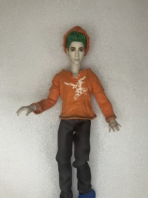Disney Zombies 2 Zed Necrodopolis Articulated Fashion Doll Milo Manheim Read