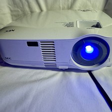 NEC Projector VT595 LCD 2000 ANSI Lumens 264 Lamp Hours